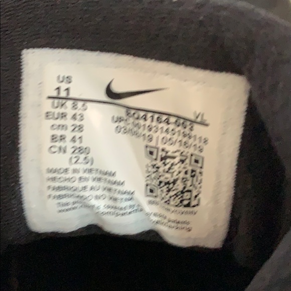 Womens brand new Nike softball shoes - Picture 7 of 7